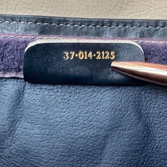 Authentic Vintage Gucci Web Monogram Canvas Black Leather Velcro Clutch - Picture 9 of 11